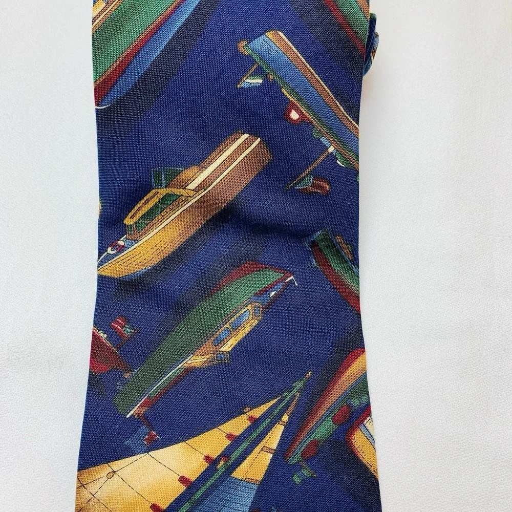 Brite Ties Antique Wooden Boats Sailing Theme Mens VTG Cotton 60x3.75